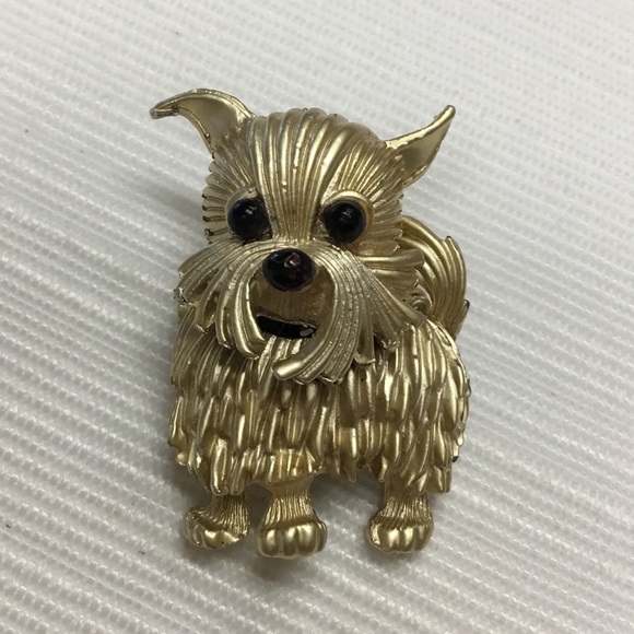 Jewelry - New Darling Gold Puppy Brooch